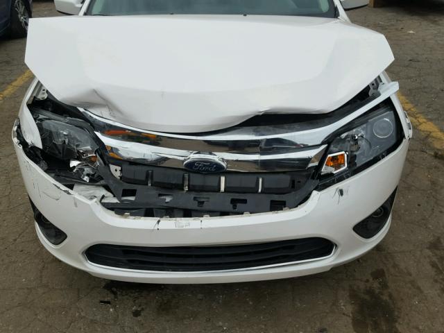 3FAHP0HA6AR315694 - 2010 FORD FUSION SE WHITE photo 7