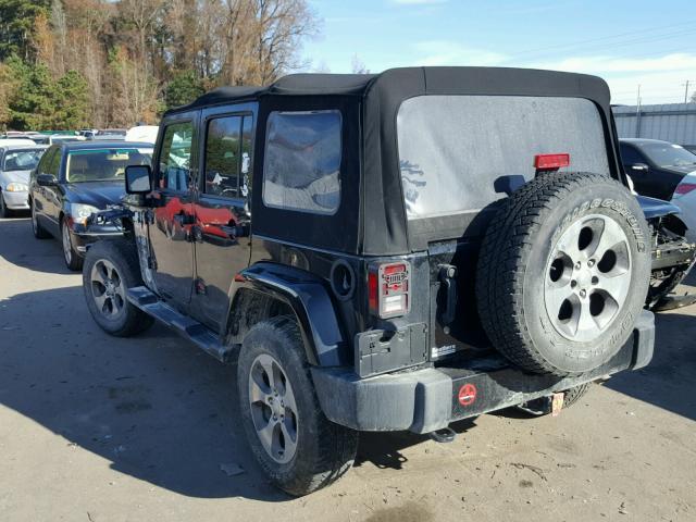 1C4BJWEG5HL537911 - 2017 JEEP WRANGLER U BLACK photo 3