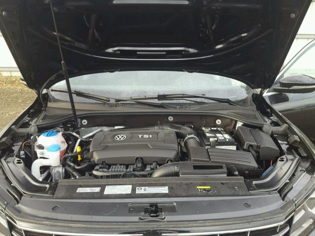 1VWDT7A39HC075510 - 2017 VOLKSWAGEN PASSAT R-L BLACK photo 7