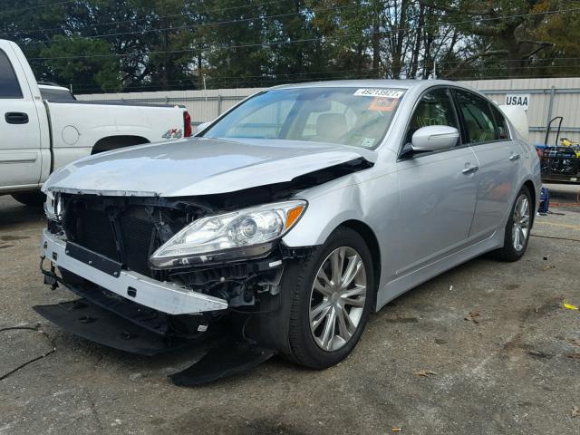 KMHGC4DD0EU265510 - 2014 HYUNDAI GENESIS 3. SILVER photo 2