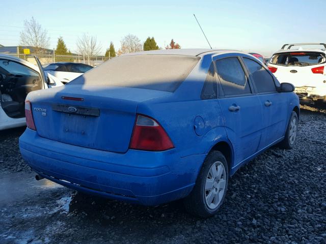 1FAFP34N07W216523 - 2007 FORD FOCUS ZX4 BLUE photo 4