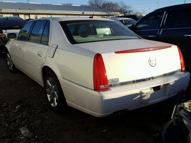 1G6KD57Y16U109559 - 2006 CADILLAC DTS WHITE photo 3