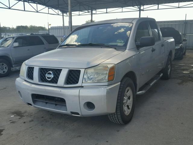 1N6BA07A25N537335 - 2005 NISSAN TITAN XE WHITE photo 2