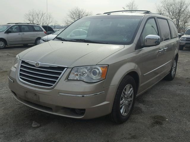 2A8HR64X78R646990 - 2008 CHRYSLER TOWN & COU GOLD photo 2