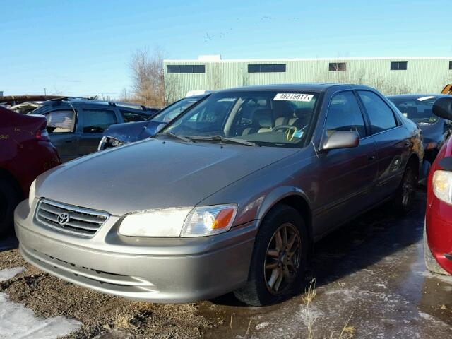 JT2BF22K7Y0238840 - 2000 TOYOTA CAMRY CE BEIGE photo 2