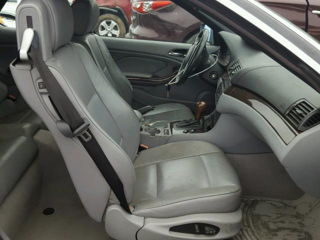 WBABS33402PG85730 - 2002 BMW 325 CI Սև լուսանկար 5