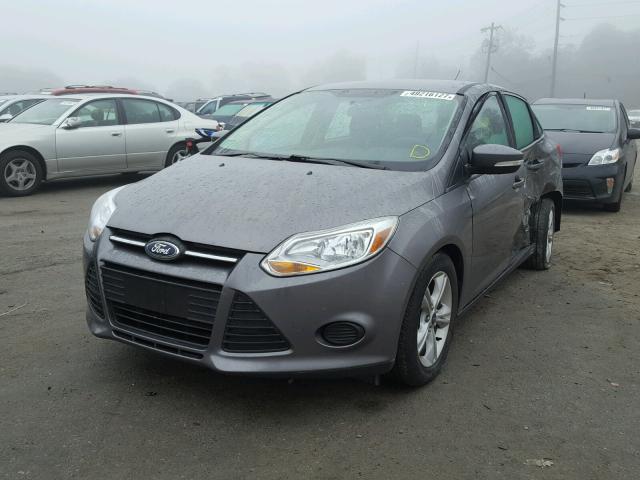 1FADP3F25EL447510 - 2014 FORD FOCUS SE GRAY photo 2