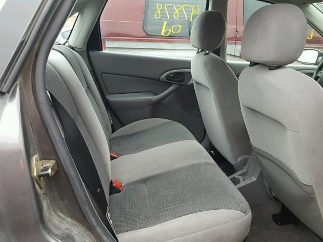 1FAFP34P33W202627 - 2003 FORD FOCUS SE GRAY photo 6