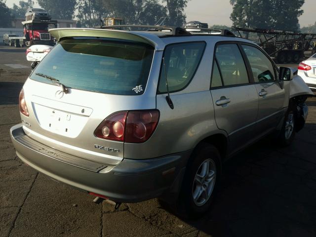 JT6GF10U5Y0070134 - 2000 LEXUS RX 300 SILVER photo 4