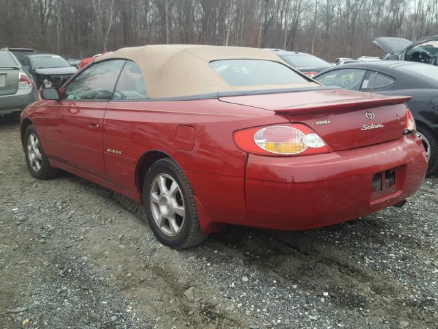 2T1FF28P42C575314 - 2002 TOYOTA CAMRY SOLA RED photo 3