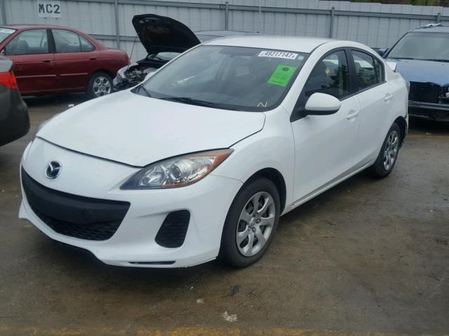 JM1BL1TF2D1709566 - 2013 MAZDA 3 I WHITE photo 2