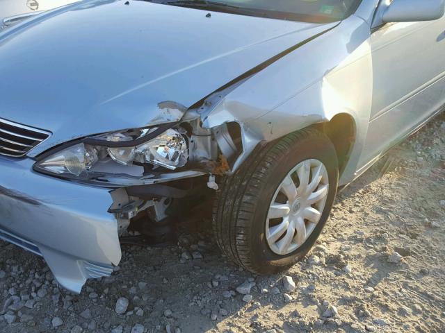 4T1BE32K45U981357 - 2005 TOYOTA CAMRY LE ვერცხლისფერი ფოტო 9