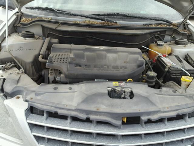 2C4GF68435R497954 - 2005 CHRYSLER PACIFICA T GRAY photo 7