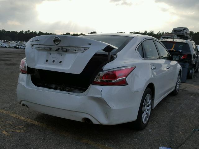 1N4AL3AP9FN372947 - 2015 NISSAN ALTIMA 2.5 WHITE photo 4