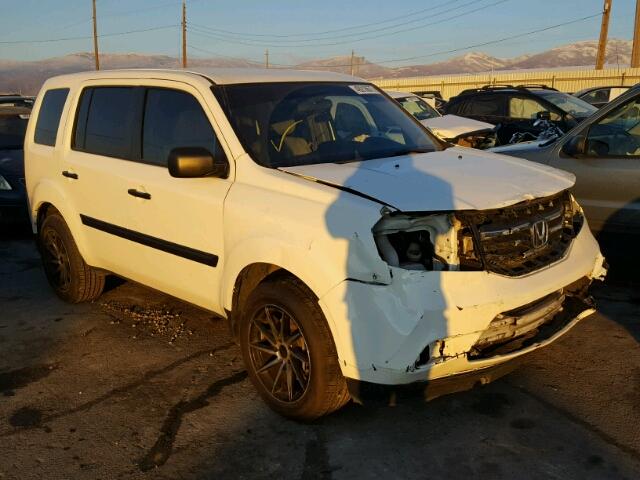 5FNYF4H24FB023077 - 2015 HONDA PILOT LX WHITE photo 1