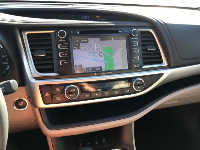 5TDJKRFH2GS240111 - 2016 TOYOTA HIGHLANDER თეთრი ფოტო 9