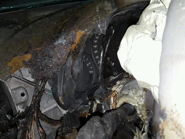 1G1ZT64864F188696 - 2004 CHEVROLET MALIBU MAX 银色 照片 8