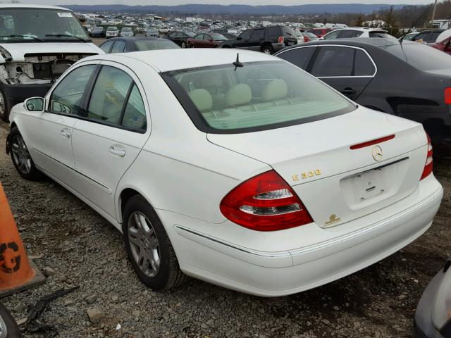 WDBUF65J63A187603 - 2003 MERCEDES-BENZ E 320 WHITE photo 3