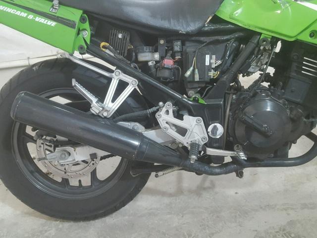 JKAEXMF182A087663 - 2002 KAWASAKI EX250 F GREEN photo 7