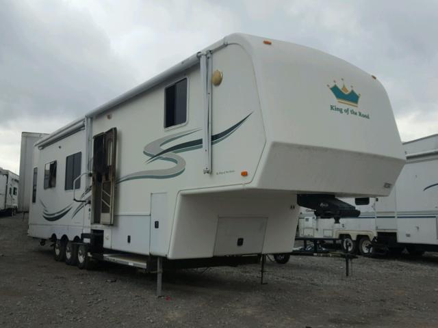 1DRRF36313C080482 - 2003 KING 5TH WHEEL WHITE photo 1