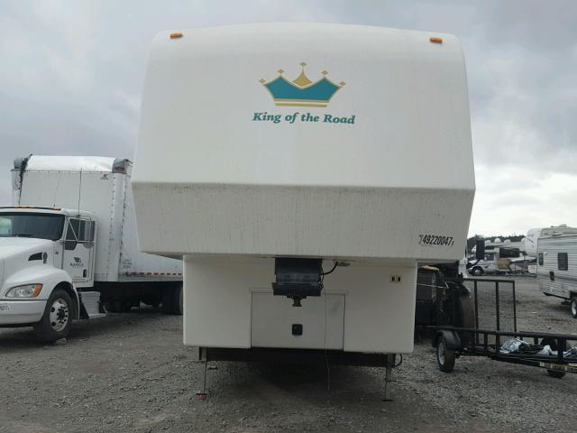 1DRRF36313C080482 - 2003 KING 5TH WHEEL WHITE photo 8