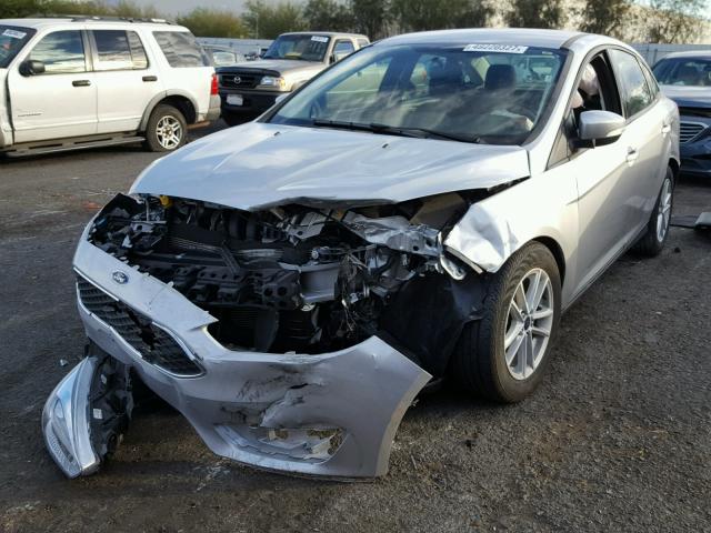 1FADP3F22HL231389 - 2017 FORD FOCUS SE SILVER photo 2