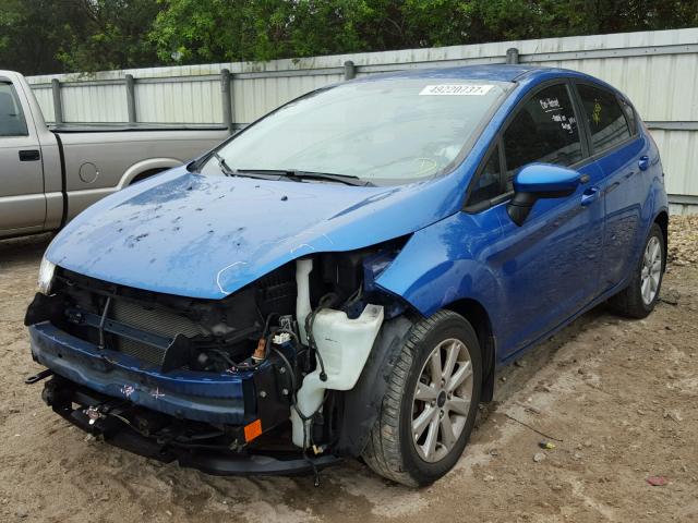 3FADP4EJXBM142058 - 2011 FORD FIESTA SE BLUE photo 2