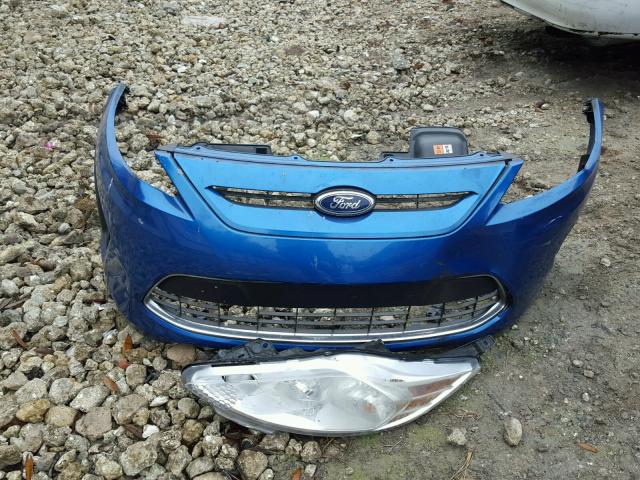 3FADP4EJXBM142058 - 2011 FORD FIESTA SE BLUE photo 9