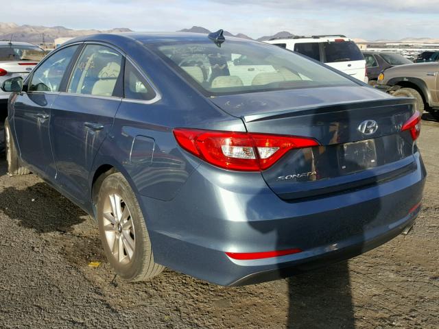 5NPE24AF8GH345400 - 2016 HYUNDAI SONATA SE BLUE photo 3