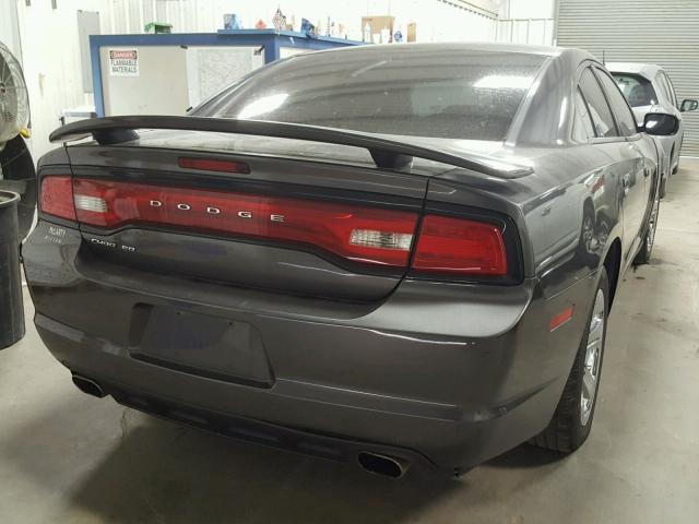 2C3CDXBG7EH349409 - 2014 DODGE CHARGER SE GRAY photo 4