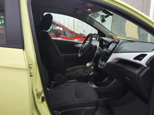 KL8CD6SA1HC839345 - 2017 CHEVROLET SPARK 1LT Желтый фото 5