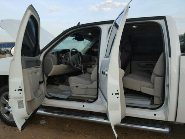 3GTP1VE04BG158373 - 2011 GMC SIERRA C15 WHITE photo 9