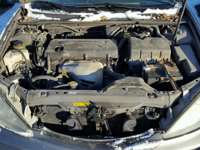 4T1BE32KX5U977555 - 2005 TOYOTA CAMRY LE GRAY photo 7
