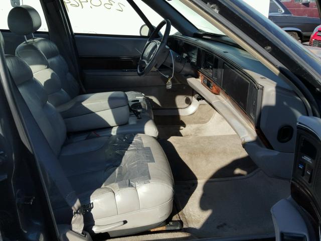 1G4HR52K4WH535956 - 1998 BUICK LESABRE LI GRAY photo 5