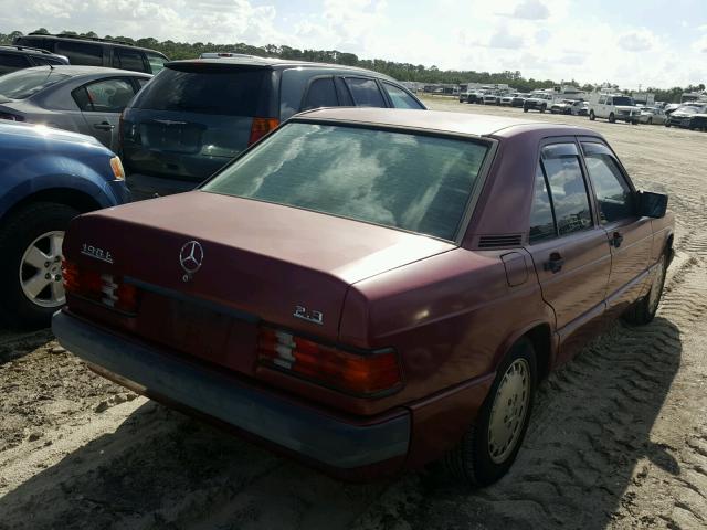 WDBDA28D2NF982117 - 1992 MERCEDES-BENZ 190 E 2.3 RED photo 4