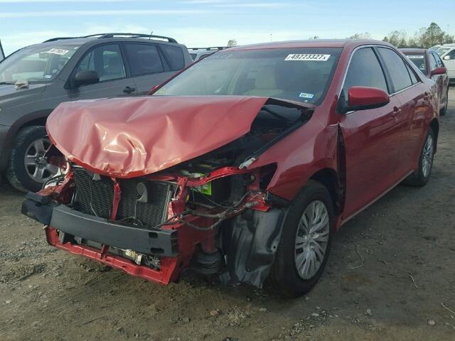 4T1BF1FK7CU546311 - 2012 TOYOTA CAMRY BASE RED photo 2