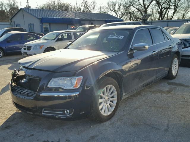 2C3CA5CG3BH554734 - 2011 CHRYSLER 300 LIMITE BLUE photo 2