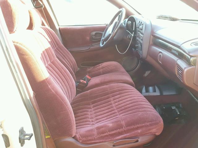 2G1WL52MXW9176253 - 1998 CHEVROLET LUMINA BAS თეთრი ფოტო 5