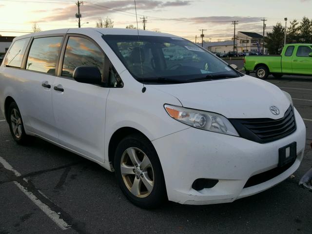 5TDZK3DC8BS103240 - 2011 TOYOTA SIENNA BAS WHITE photo 1