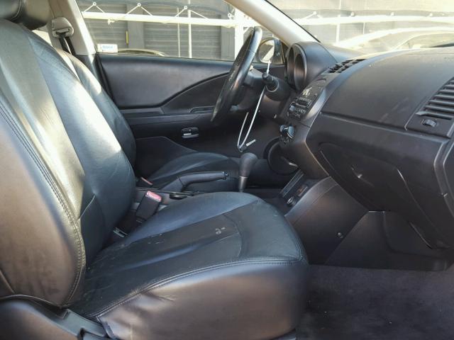 1N4AL11D82C172058 - 2002 NISSAN ALTIMA BAS SILVER photo 5