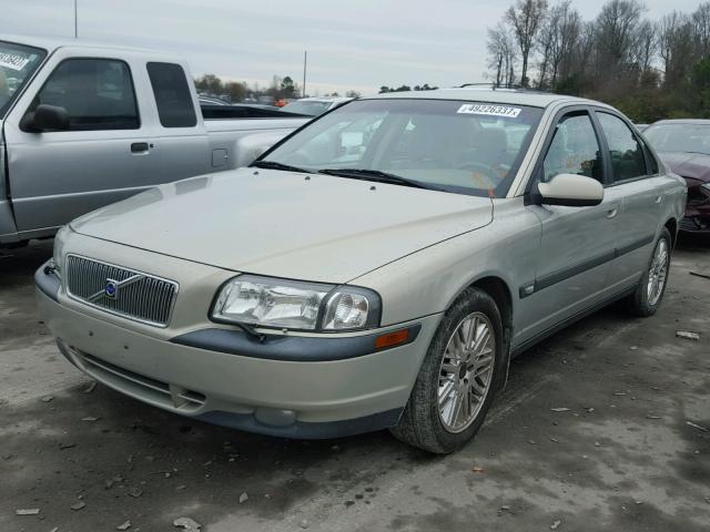 YV1TS90D811207496 - 2001 VOLVO S80 T6 SILVER photo 2