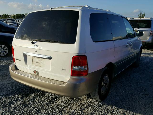 KNDUP132956681098 - 2005 KIA SEDONA EX WHITE photo 4