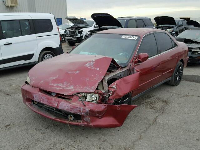 JHMCG5672YC033035 - 2000 HONDA ACCORD SE RED photo 2