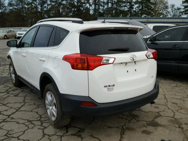 JTMZFREV6FJ050712 - 2015 TOYOTA RAV4 LE WHITE photo 3