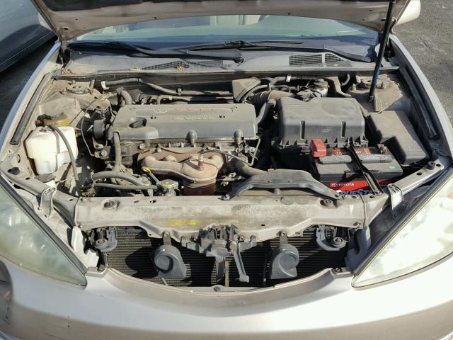 4T1BE32K23U743987 - 2003 TOYOTA CAMRY LE TAN photo 7