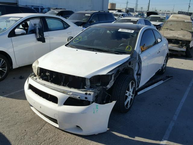 JTKDE167X80238925 - 2008 TOYOTA SCION TC 白色 照片 2