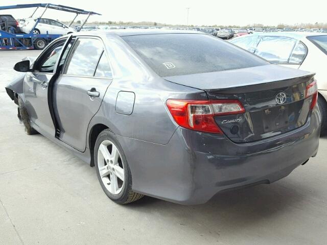 4T1BF1FK0CU070127 - 2012 TOYOTA CAMRY BASE GRAY photo 3