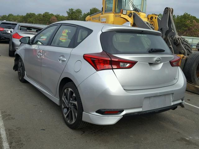 JTNKARJE7GJ506509 - 2016 TOYOTA SCION IM SILVER photo 3