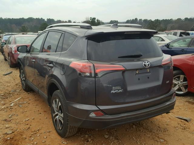 2T3ZFREV1HW358164 - 2017 TOYOTA RAV4 LE GRAY photo 3