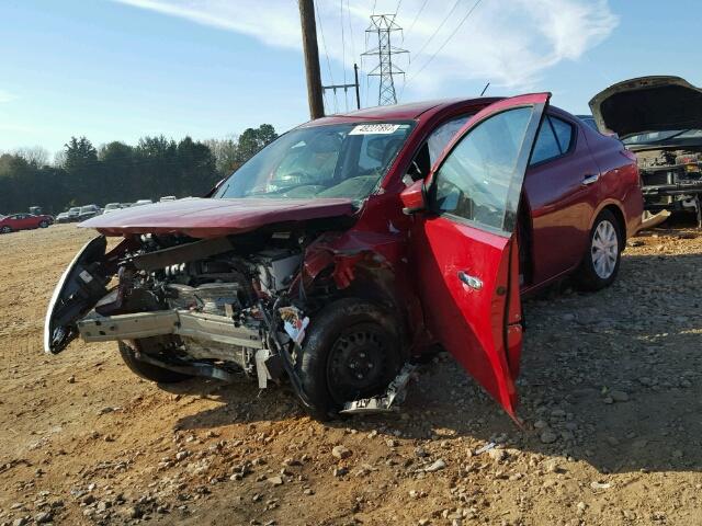 3N1CN7AP2FL895590 - 2015 NISSAN VERSA S RED photo 2